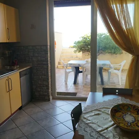 Finestra Sul Mare Holiday home Terme Vigliatore
